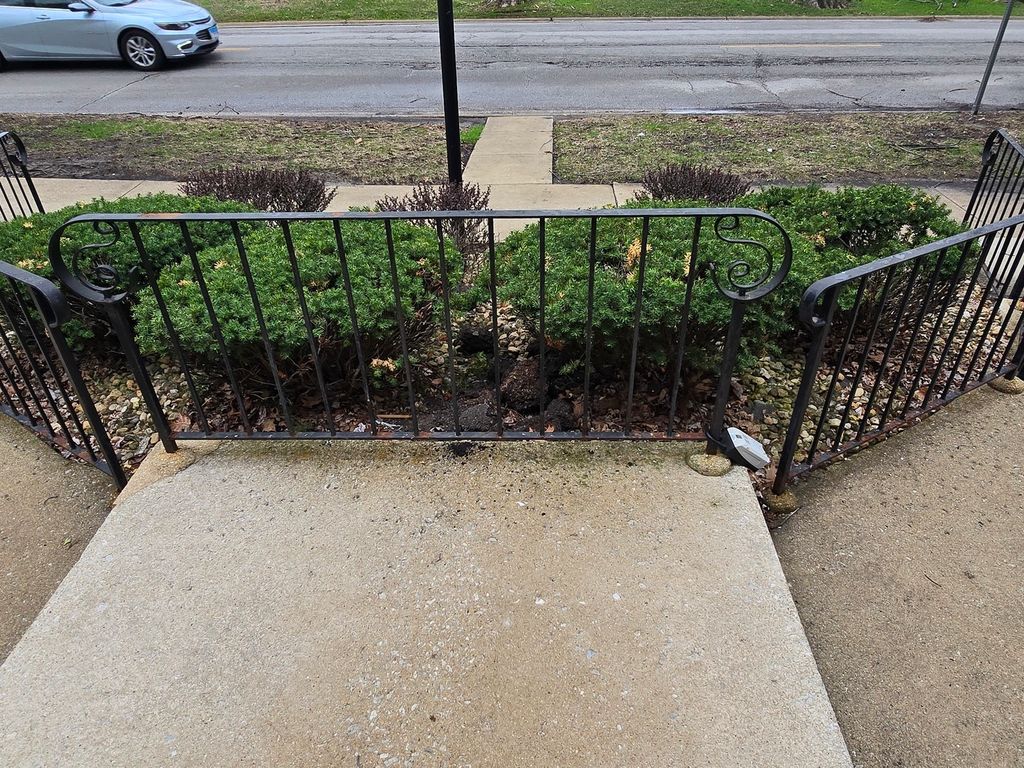 9637 S Keeler Avenue 1E, Oak Lawn, IL 60453 — photo 5