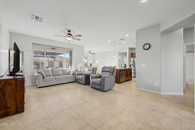 17482 W CEDARWOOD Lane, Goodyear, AZ 85338