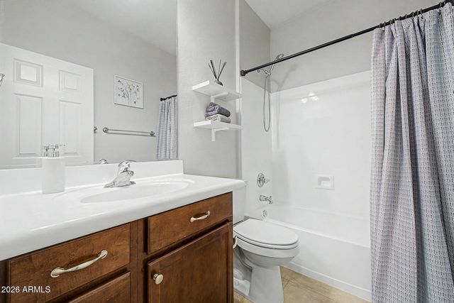 17482 W CEDARWOOD Lane, Goodyear, AZ 85338