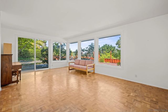 1640 El Paso Real, La Jolla, CA 92037