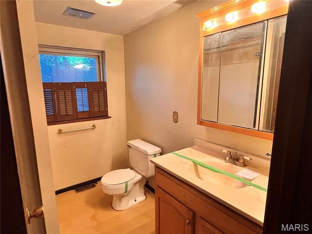 13142 Lakeview Drive, Ste Genevieve, MO 63670