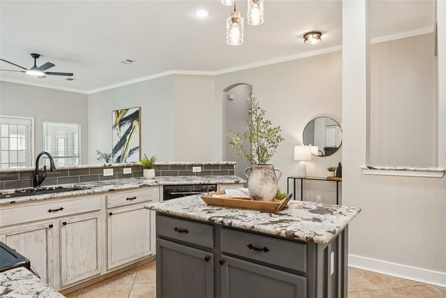 13264 Ridgepointe Road, Fort Worth, TX 76244