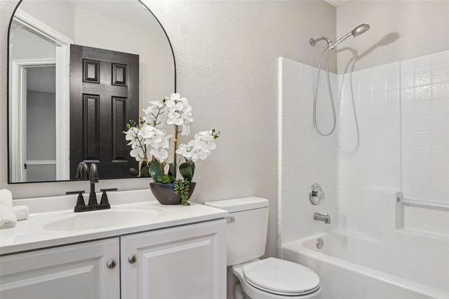13264 Ridgepointe Road, Fort Worth, TX 76244