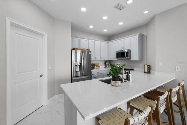 449 S 12TH STREET 1402, Tampa, FL 33602