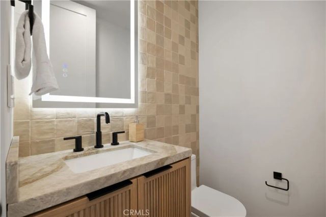 2111 Clark A, Redondo Beach, CA 90278