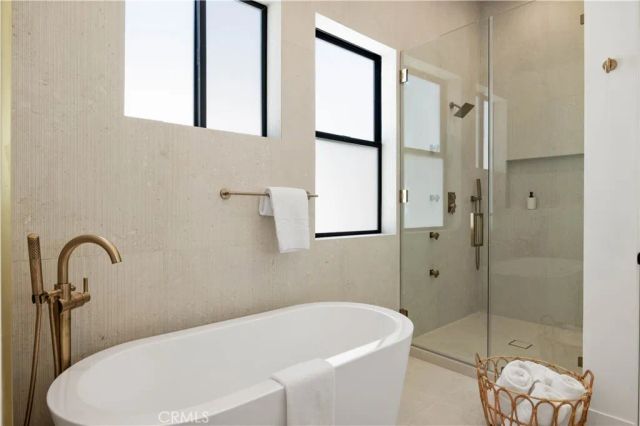 2111 Clark A, Redondo Beach, CA 90278