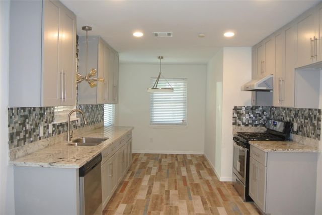 7911 Greenbush Street, Houston, TX 77025