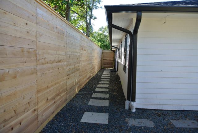 7911 Greenbush Street, Houston, TX 77025