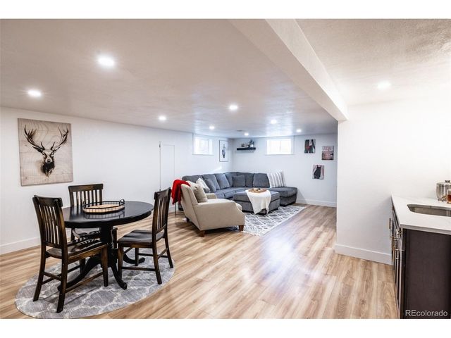 439 E Panama Dr, Centennial, CO 80121