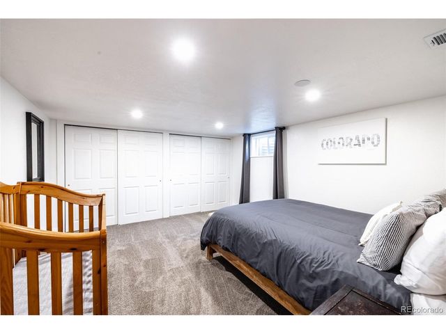 439 E Panama Dr, Centennial, CO 80121