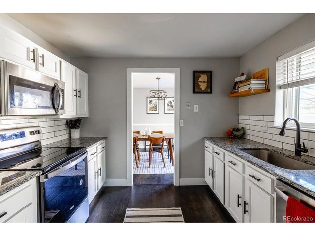 439 E Panama Dr, Centennial, CO 80121