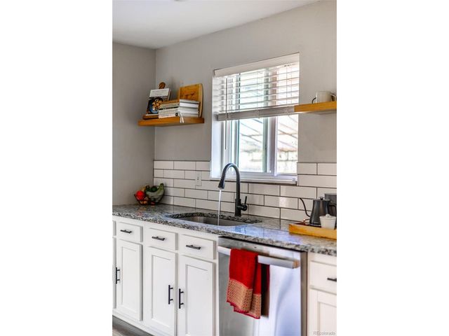 439 E Panama Dr, Centennial, CO 80121