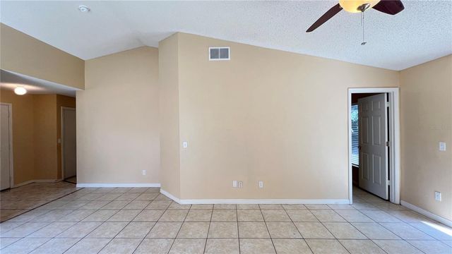 1547 OAK HILL TRAIL, Kissimmee, FL 34747
