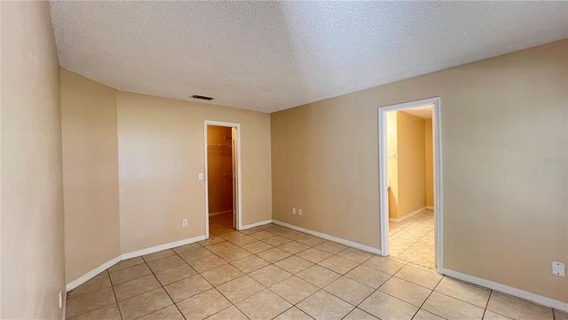 1547 OAK HILL TRAIL, Kissimmee, FL 34747