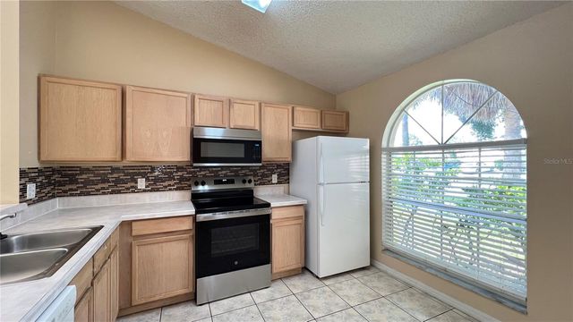 1547 OAK HILL TRAIL, Kissimmee, FL 34747