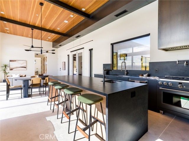 621 N Sage Avenue, Yucca Valley, CA 92284