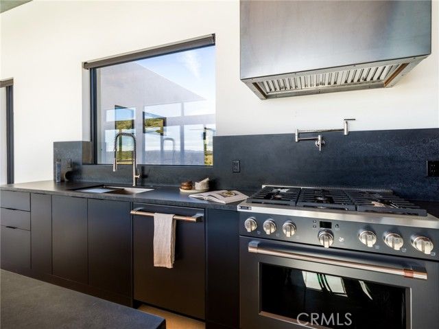 621 N Sage Avenue, Yucca Valley, CA 92284