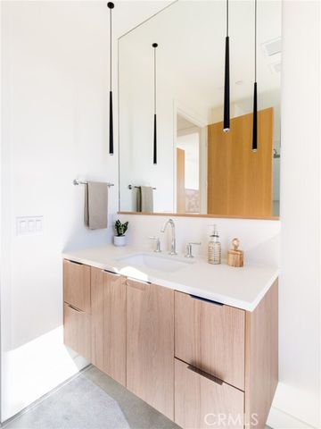 621 N Sage Avenue, Yucca Valley, CA 92284