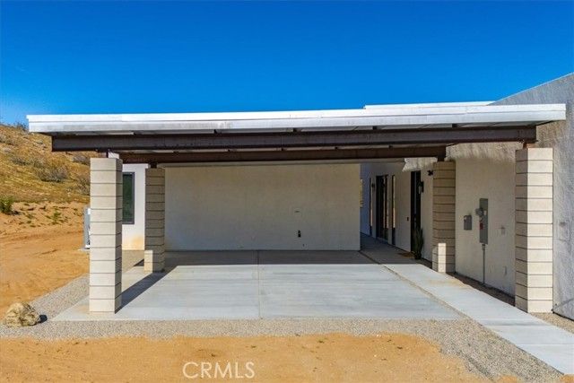 621 N Sage Avenue, Yucca Valley, CA 92284