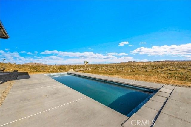 621 N Sage Avenue, Yucca Valley, CA 92284