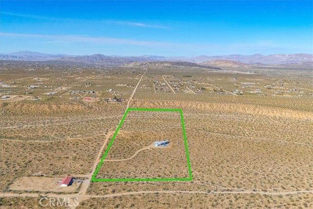 621 N Sage Avenue, Yucca Valley, CA 92284