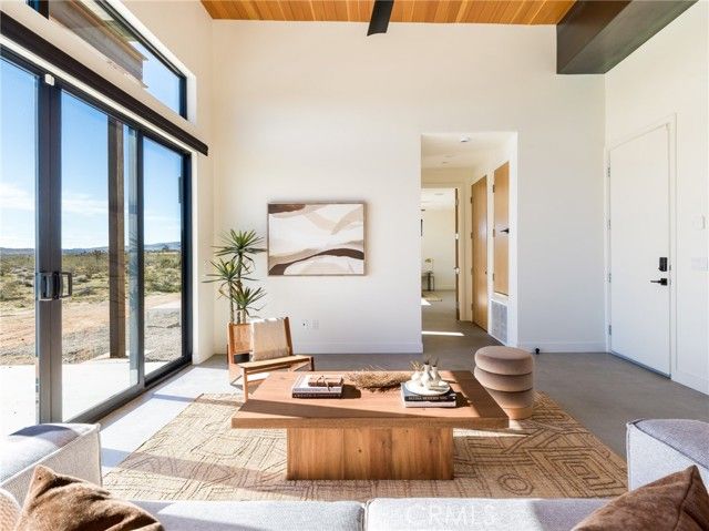 621 N Sage Avenue, Yucca Valley, CA 92284