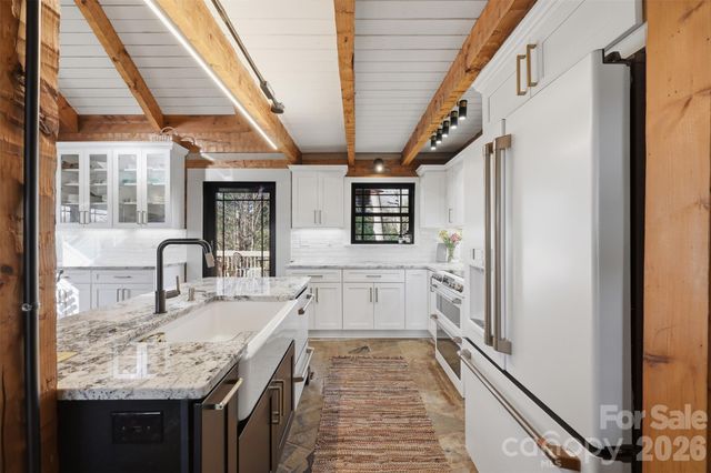 350 Starnes Circle Drive, Taylorsville, NC 28681