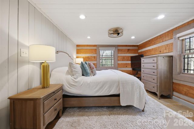 350 Starnes Circle Drive, Taylorsville, NC 28681