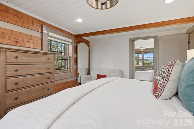 350 Starnes Circle Drive, Taylorsville, NC 28681