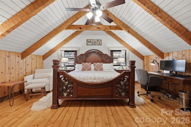 350 Starnes Circle Drive, Taylorsville, NC 28681