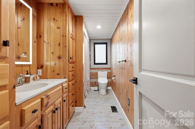 350 Starnes Circle Drive, Taylorsville, NC 28681