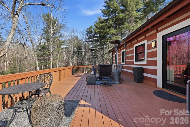 350 Starnes Circle Drive, Taylorsville, NC 28681