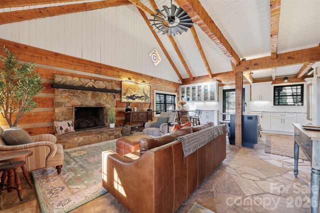 350 Starnes Circle Drive, Taylorsville, NC 28681