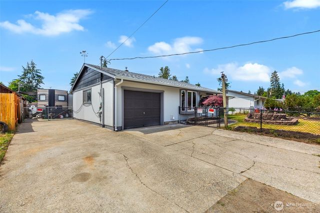 17010 16th Avenue E, Spanaway, WA 98387