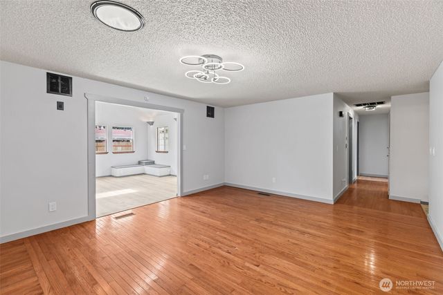 17010 16th Avenue E, Spanaway, WA 98387
