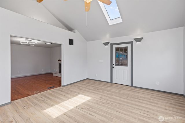 17010 16th Avenue E, Spanaway, WA 98387