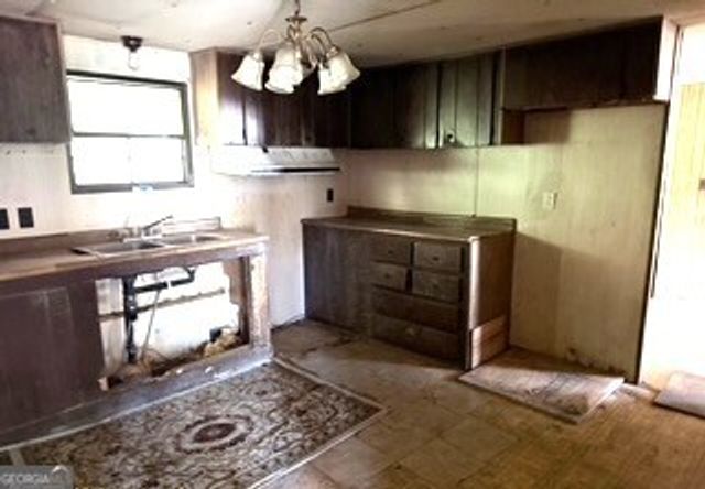 2491 Athens Highway, Madison, GA 30650