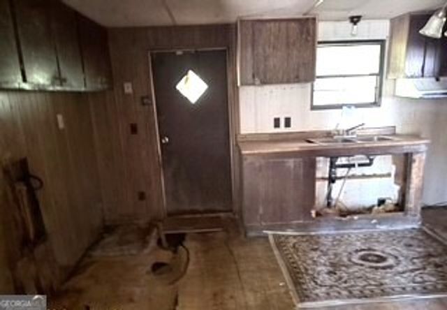2491 Athens Highway, Madison, GA 30650