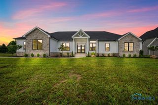 3640 Turtle Creek Drive, Perrysburg, OH 43551