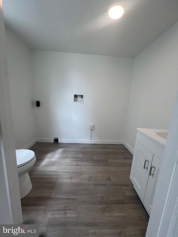 Image 4 of property listing at 112 SEYMOUR ST, Cumberland, MD 21502