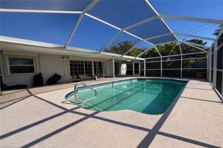 1010 SE 43rd TER, Cape Coral, FL 33904