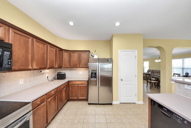 2703 Coyote Trail Drive, Missouri City, TX 77459