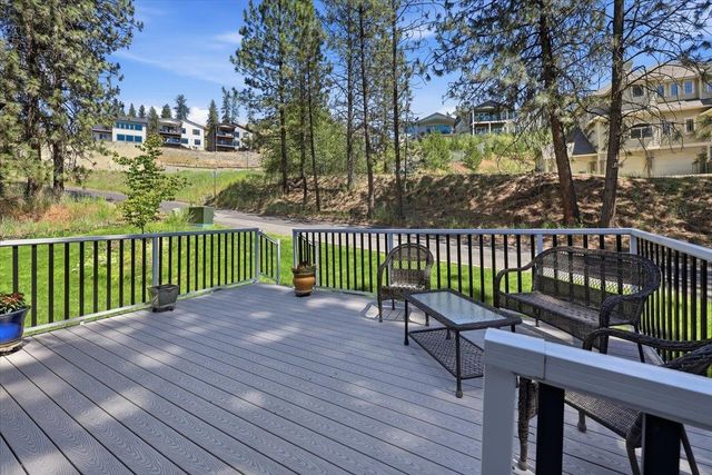 9921 N WIEBER Dr, Spokane, WA 99208