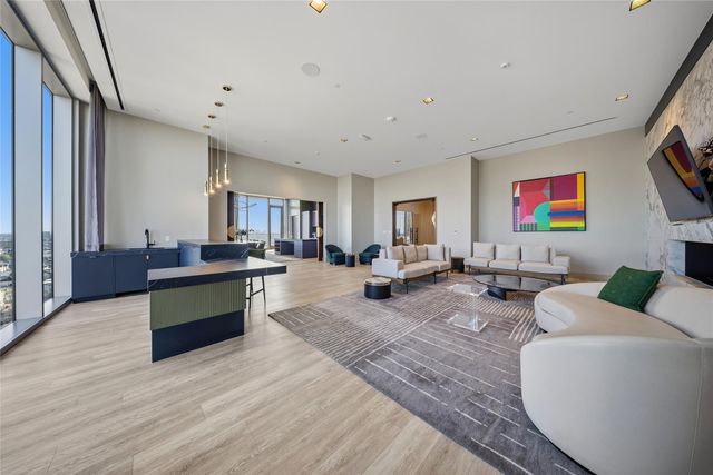 1711 Allen Parkway 1802, Houston, TX 77019