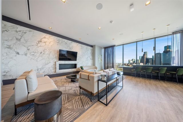 1711 Allen Parkway 1802, Houston, TX 77019