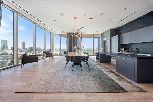 1711 Allen Parkway 1802, Houston, TX 77019