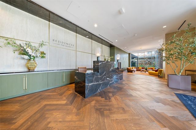 1711 Allen Parkway 1802, Houston, TX 77019