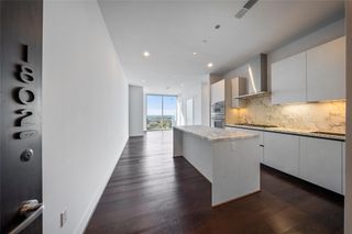 1711 Allen Parkway 1802, Houston, TX 77019