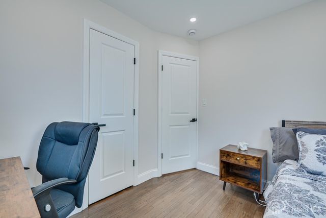 34 James Place, Metuchen, NJ 08840
