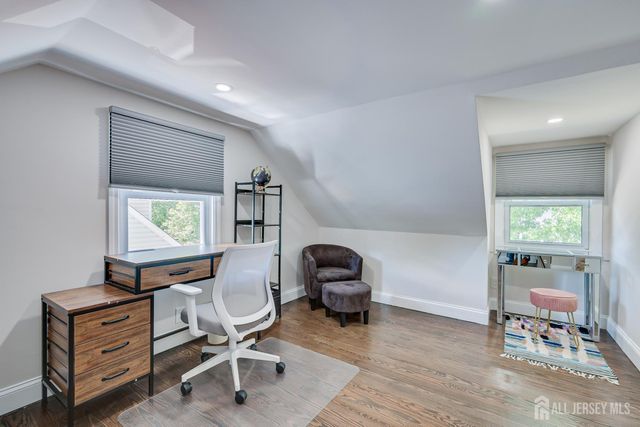 34 James Place, Metuchen, NJ 08840